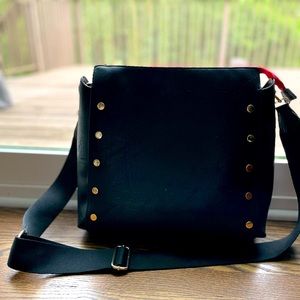 Social Threads x Living in Yellow Messenger Bag.  GREAT/NEW condition.